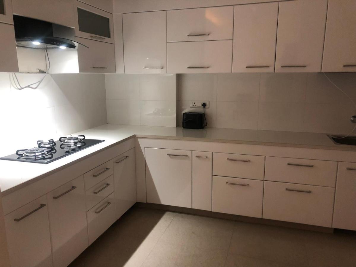 Downtown Delight Apartment Lucknow Ngoại thất bức ảnh
